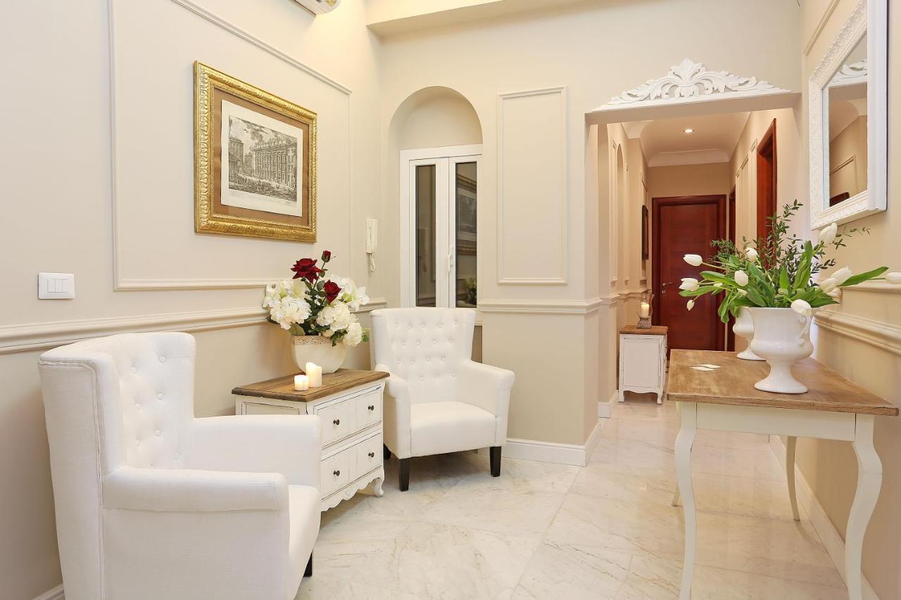 Daplace - Arena House 2* Rome
