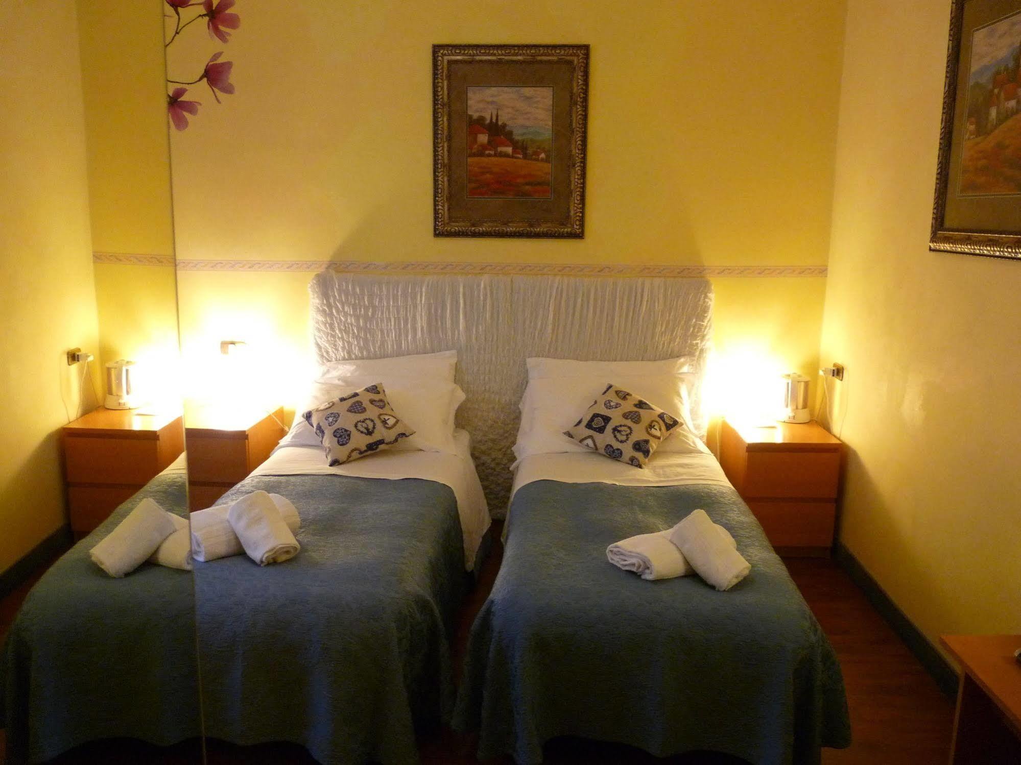 Daplace - Arena House Guest house